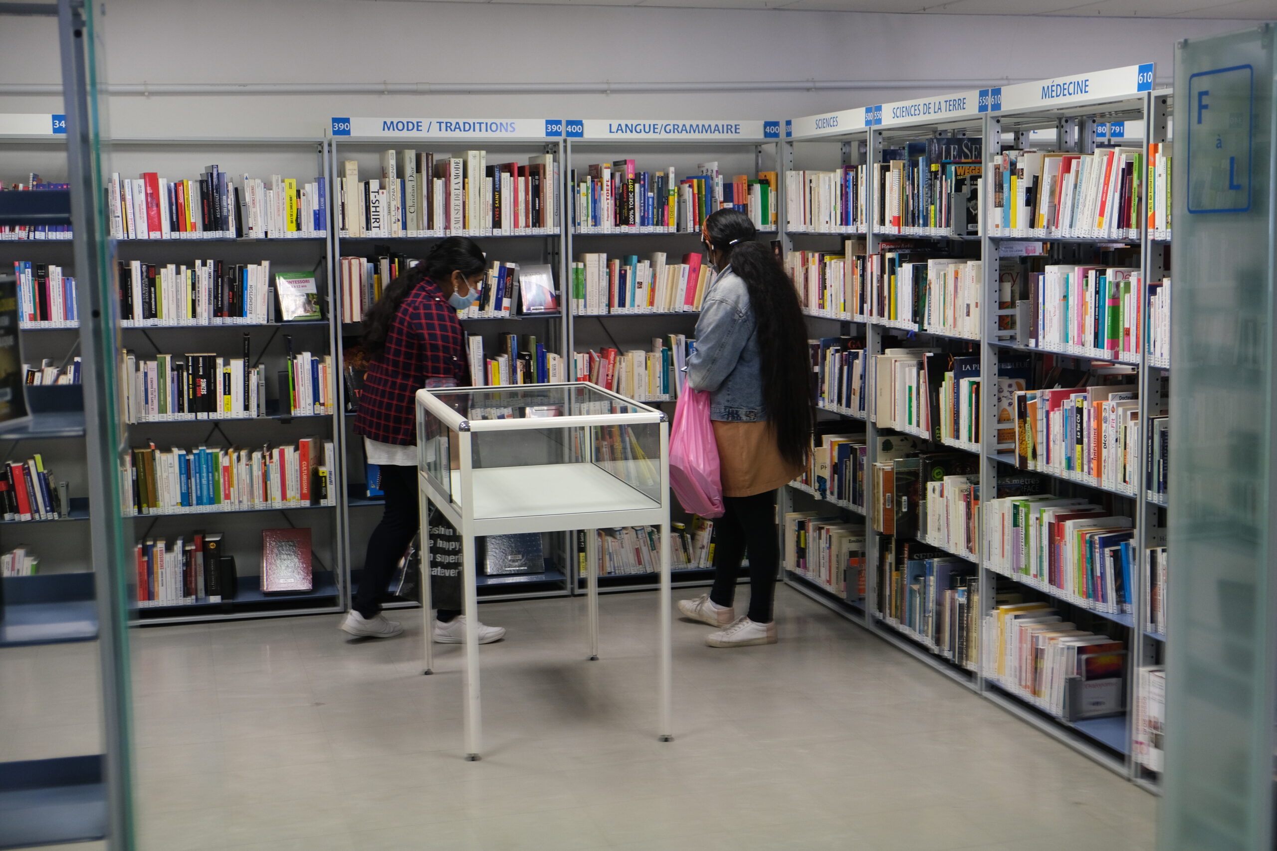Réhabiliter entièrement la bibliothèque Camus