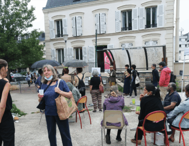 Végétalisation de l’esplanade devant le pavillon de la Culture
